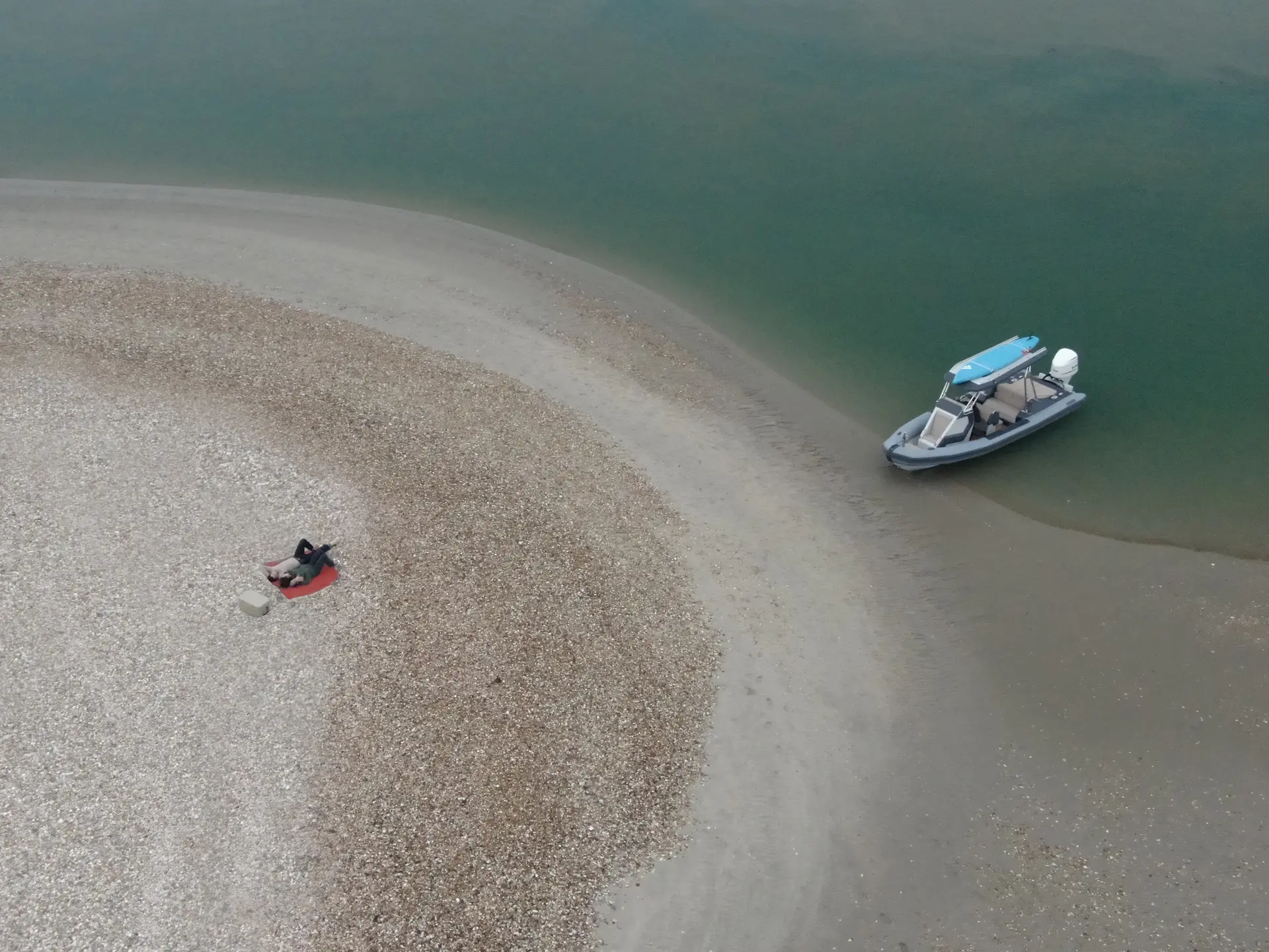 Ballistic XP80 anchored at East Head